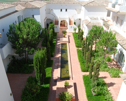 TerraCottem Universal çatı bahçelerinde, Benalup, İspanya.