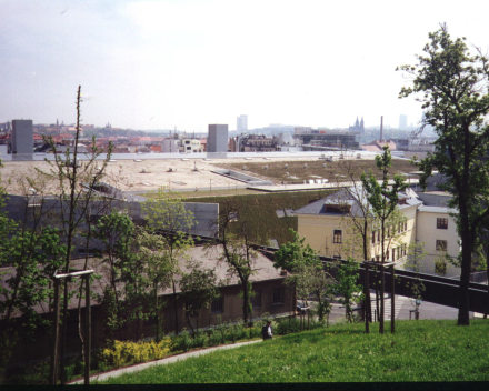 Komerčně obchodní centrum Smíchov (Jaro 2001)