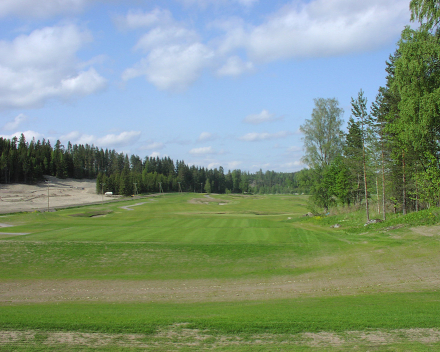 TerraCottem bodemverbeteringstechnologie op Vuosaari Golf, Finland.