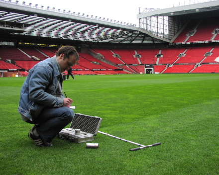 Technical assistance on site: before (soil sampling), during (project supervision) AND after the project (follow-up).