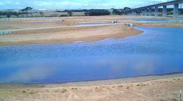 Sewerage ponds into wildlife lakes